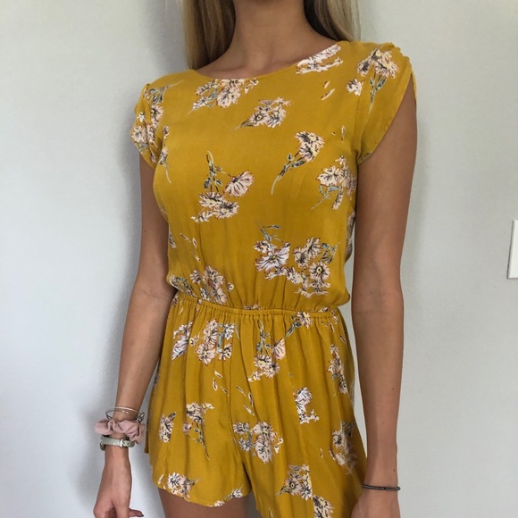 floral romper - Picture 1 of 2